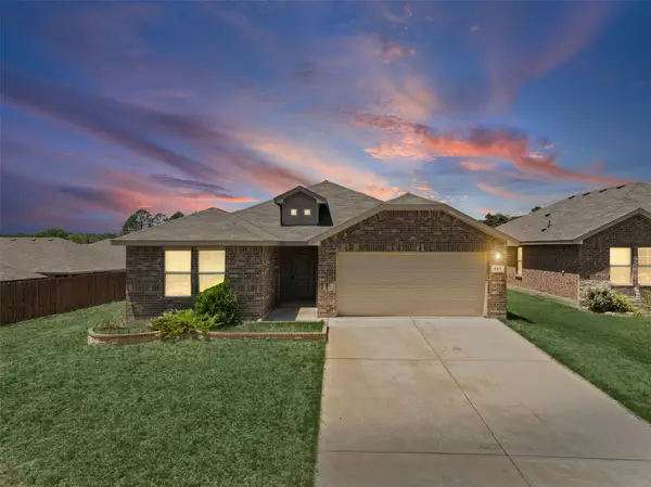 161 Anderson Mill Street, Azle, TX 76020