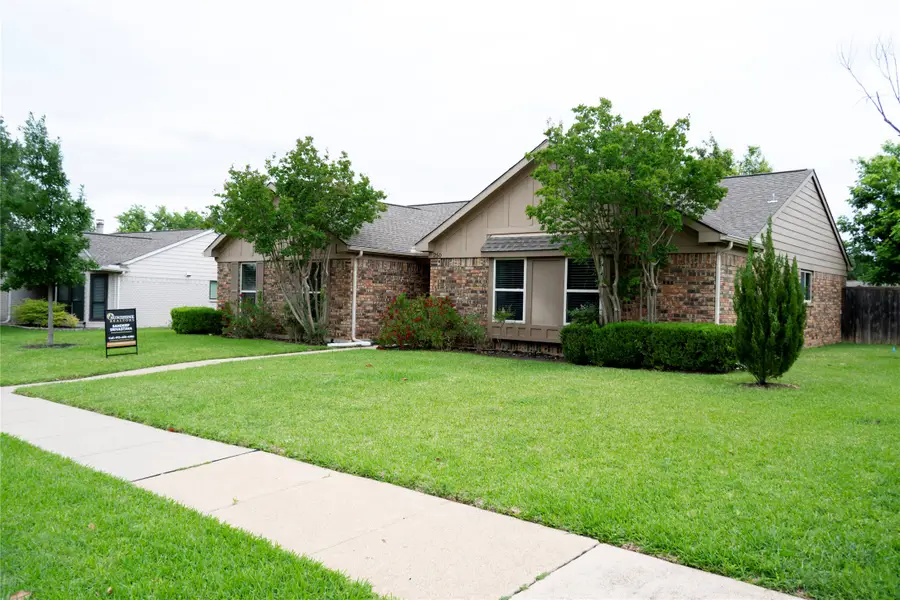 250 Barclay Avenue, Coppell, TX 75019 - #2