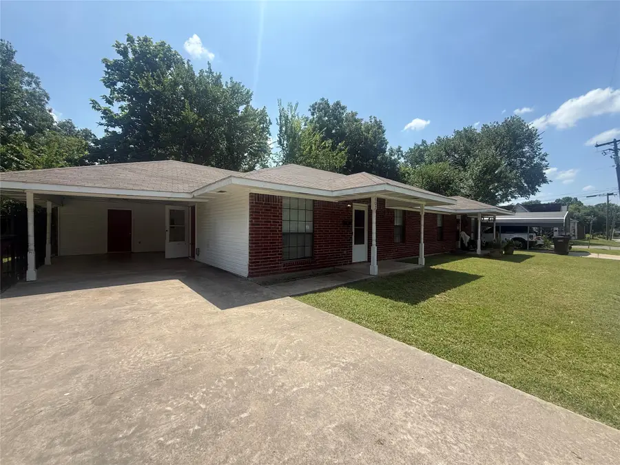 600 & 602 Cedar Street, Bonham, TX 75418 - #3