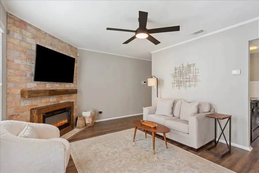 600 Bagby Avenue #5C, Waco, TX 76706 - #3
