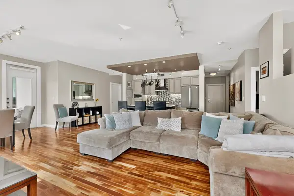 4040 N Hall Street #201, Dallas, TX 75219
