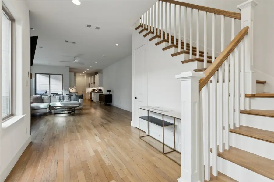 5527 Matalee Avenue, Dallas, TX 75206 - #2