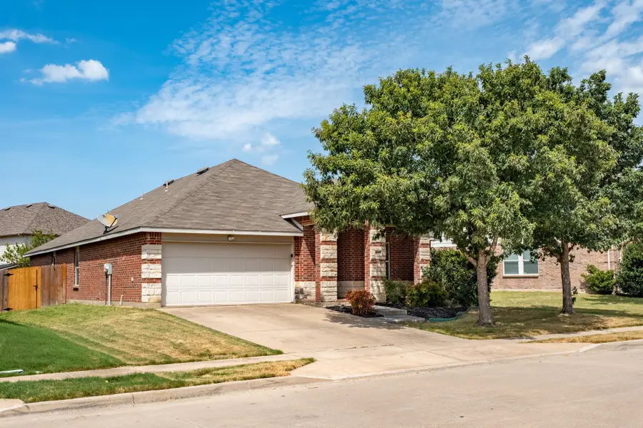 4605 Prairie Crossing Drive, Fort Worth, TX 76244 - #2