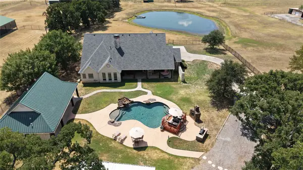 212 Oak Ridge Road, Denison, TX 75021