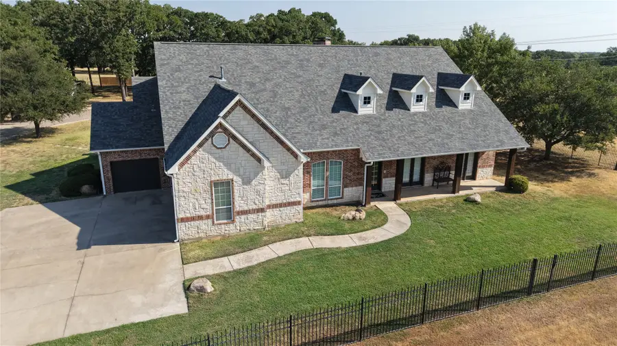 212 Oak Ridge Road, Denison, TX 75021 - #2
