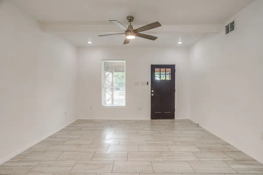 2214 Pearl Avenue, Fort Worth, TX 76164 - #3