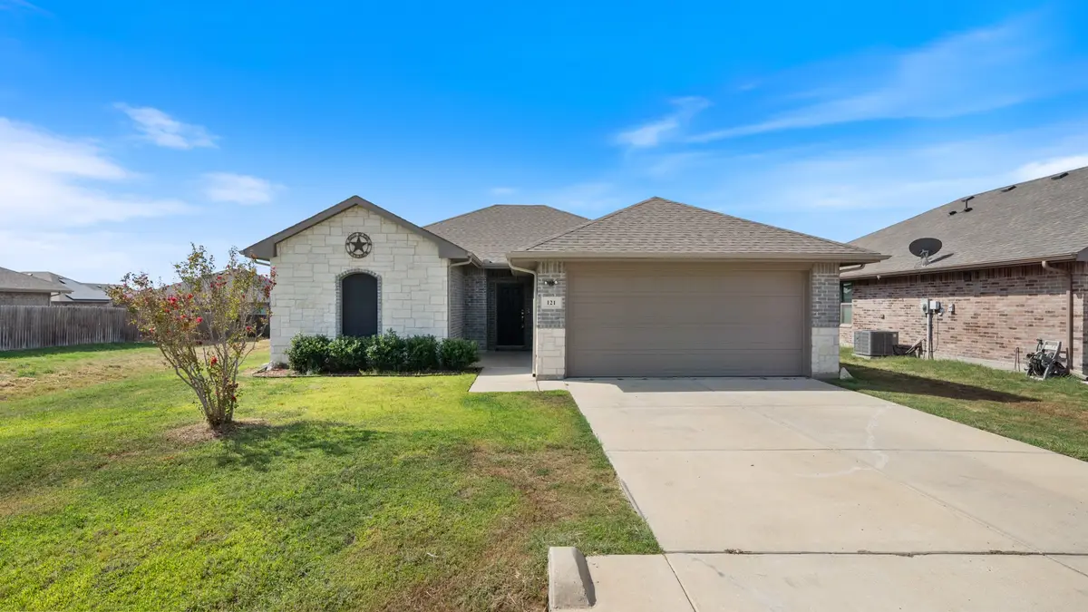 121 Willowbend Loop, Mabank, TX 75147 - #1