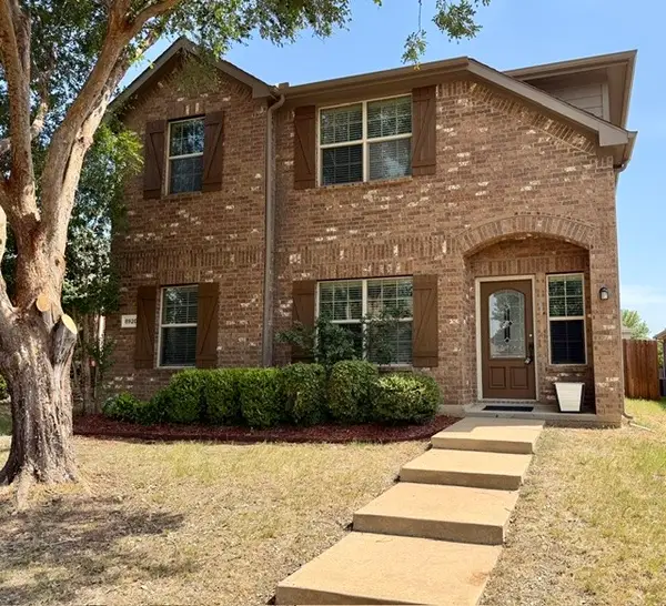 8920 Eastwood Avenue, Cross Roads, TX 76227
