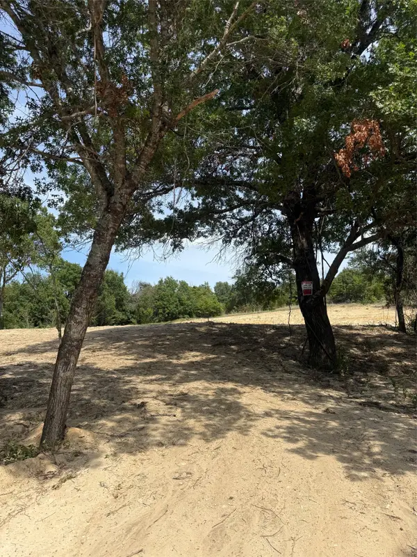 500 Aermotor Loop, Weatherford, TX 76085