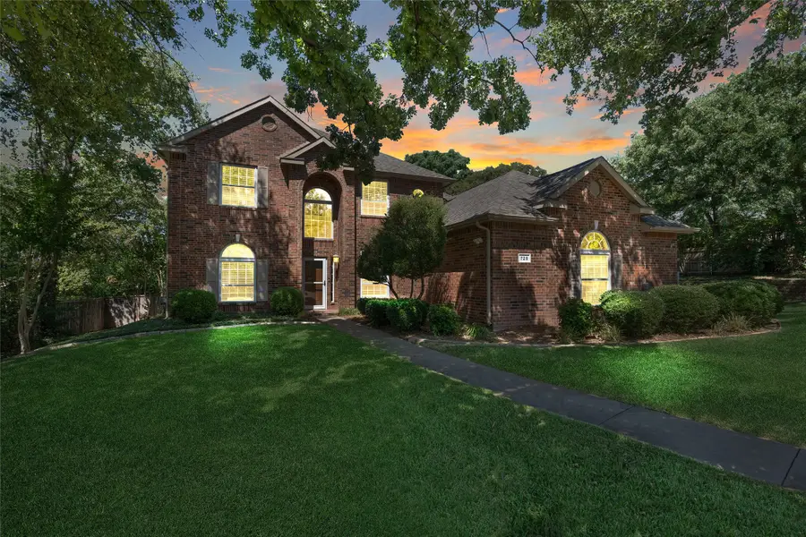 725 Big Horn Trail, Crowley, TX 76036 - #2