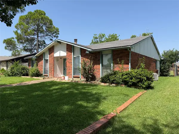 3527 Longcourt Circle, Mesquite, TX 75150