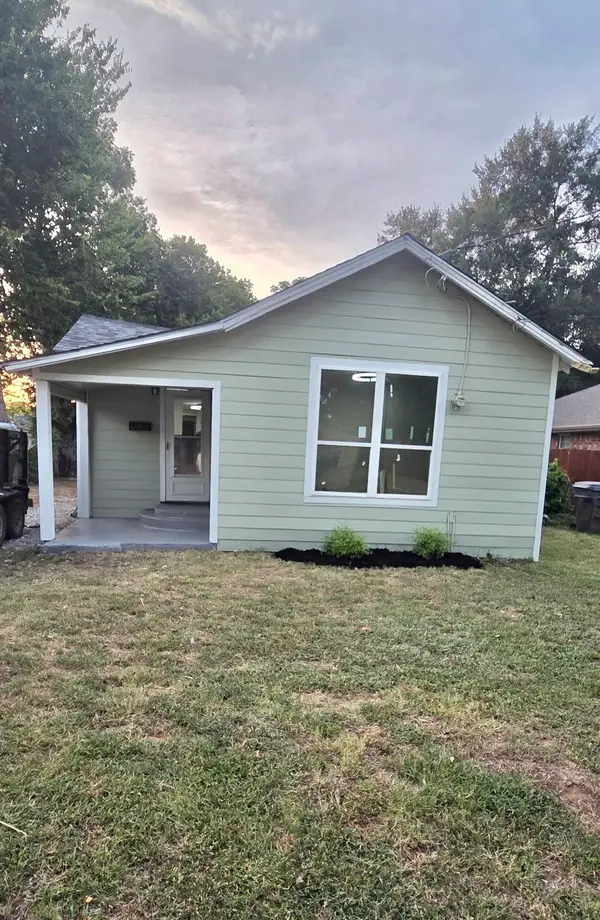 3703 Bertrand Avenue, Dallas, TX 75210