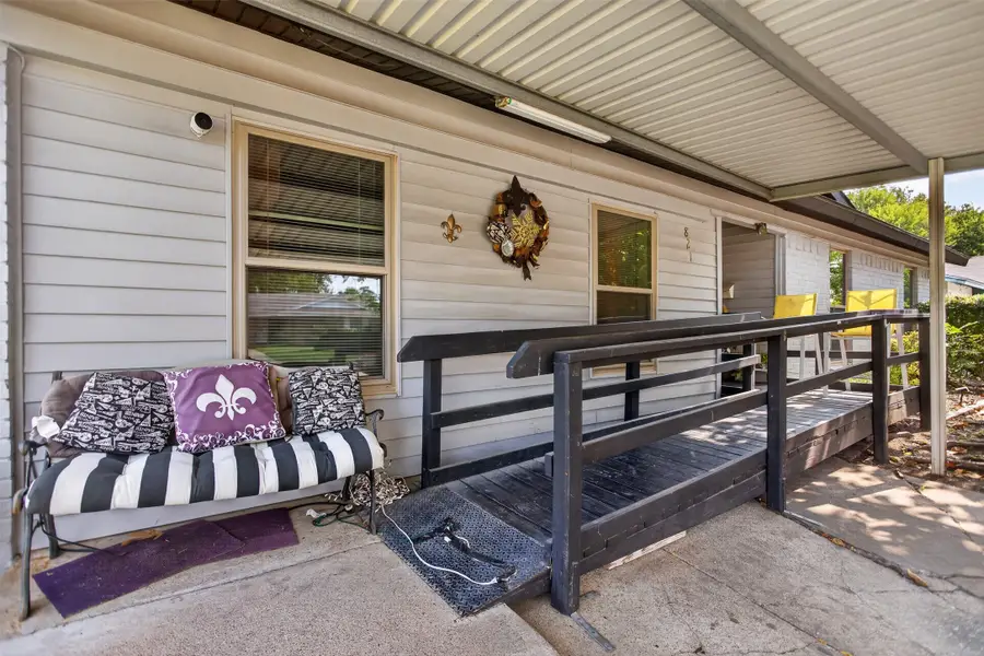 821 Milky Way, Garland, TX 75040 - #2