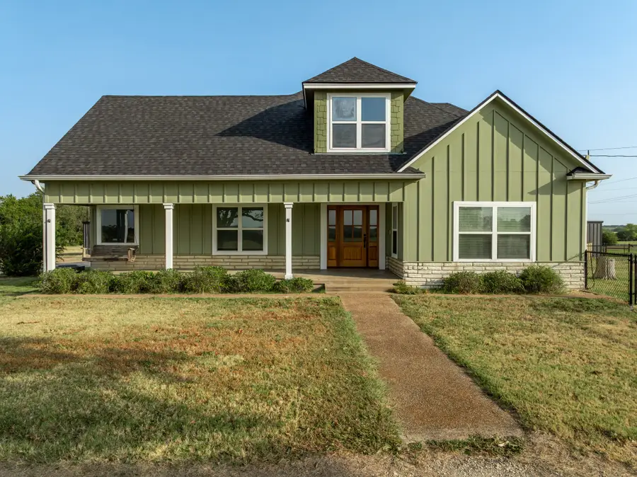 1122 W White Oak Road, West, TX 76691 - #2
