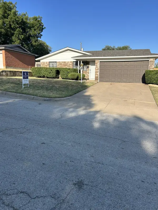 4204 Burke Road, Fort Worth, TX 76119