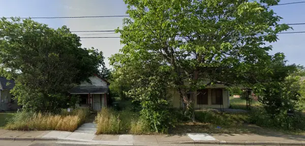 400 & 402 Wyatt Street, Waxahachie, TX 75165