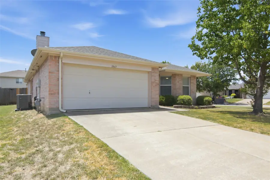 1065 Triple Crown Drive, Fort Worth, TX 76179 - #2