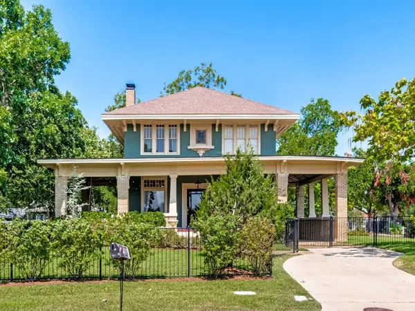 600 S Center Street, Forney, TX 75126