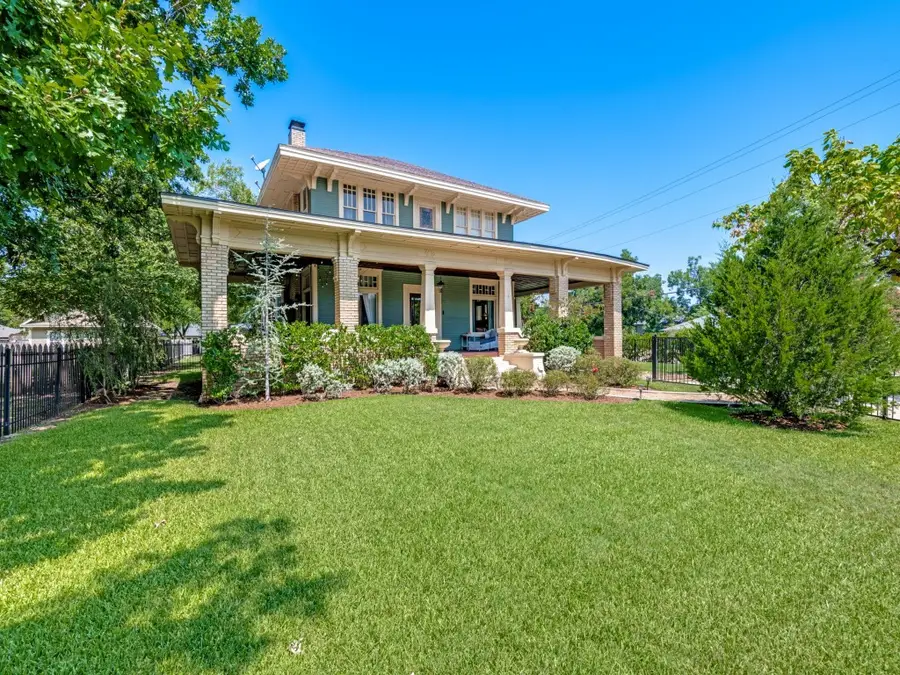 600 S Center Street, Forney, TX 75126 - #2