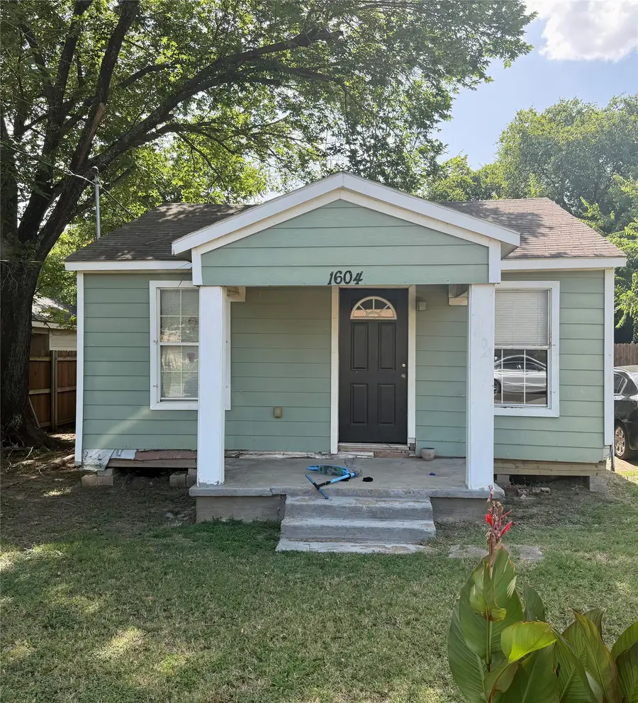 1604 S Edgewood Terrace, Fort Worth, TX 76105 - #2