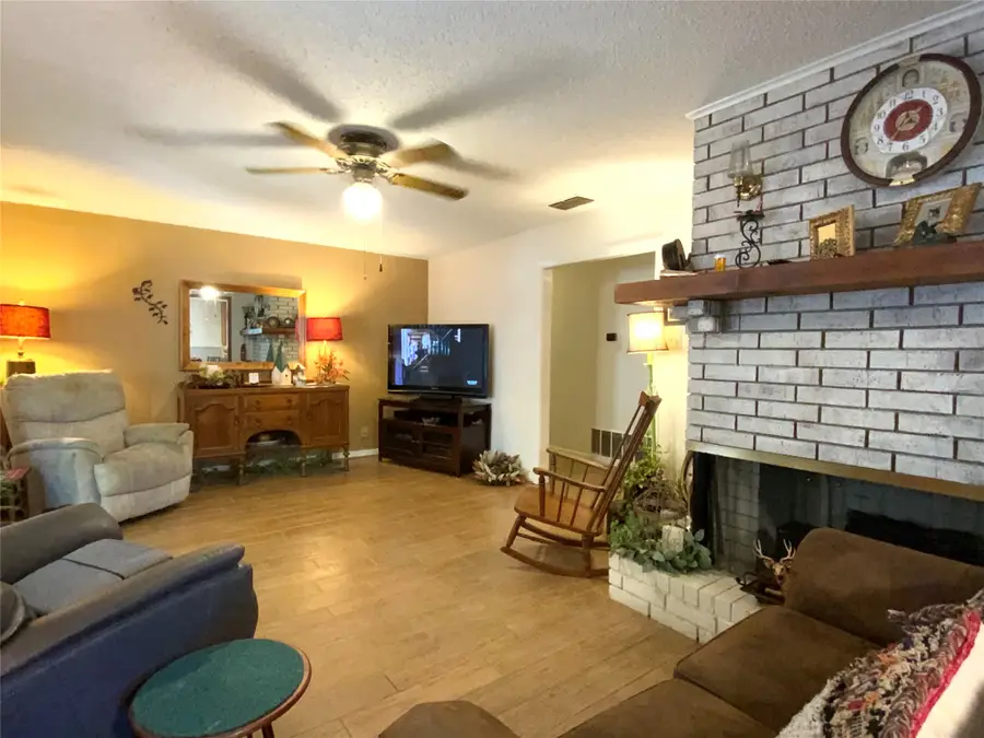 1213 Mockingbird Street, Stephenville, TX 76401 - #3