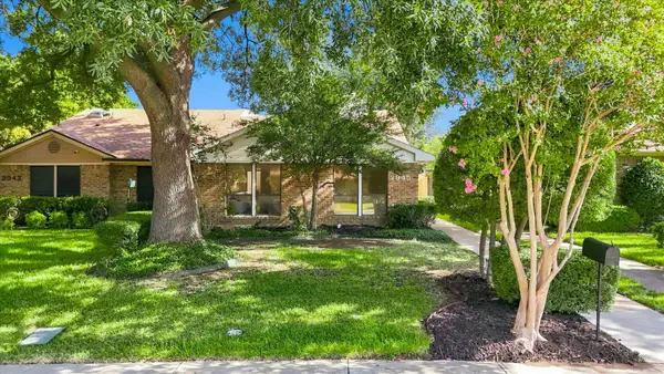 2945 Allister Street, Dallas, TX 75229