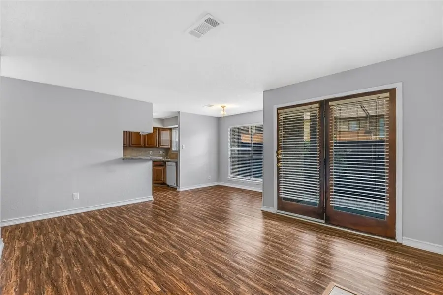 1908 Cloisters Drive #511, Arlington, TX 76011 - #3