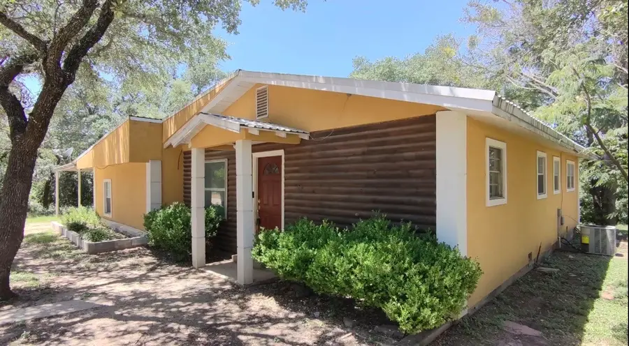 6904 Clover Leaf Drive, Brownwood, TX 76801 - #2
