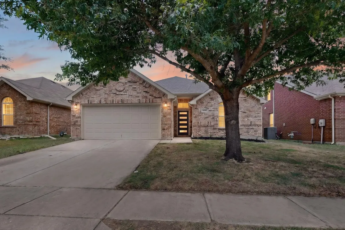 336 Mystic River Trail, Fort Worth, TX 76131 - #1
