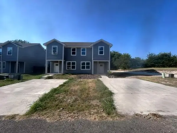 533-535 E Ball Street, Tom Bean, TX 75489