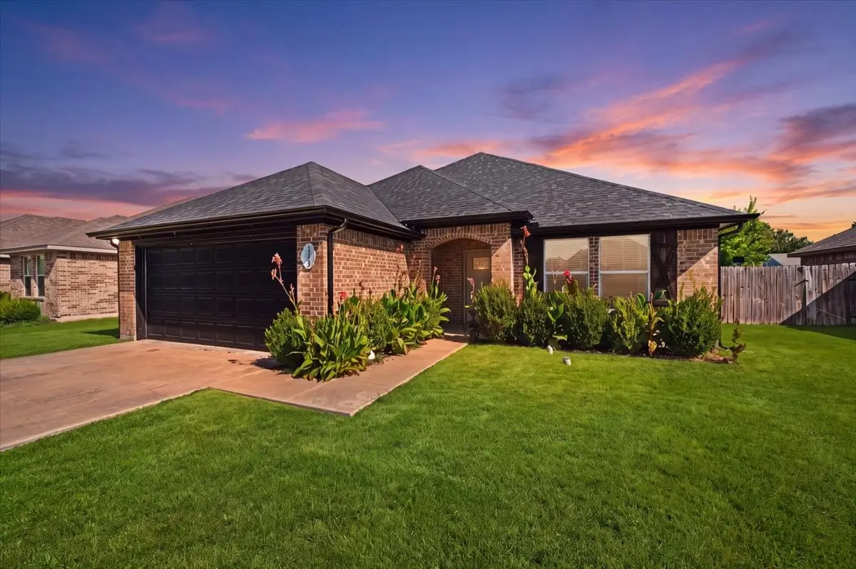 113 Halifax Circle, Palmer, TX 75152 - #1