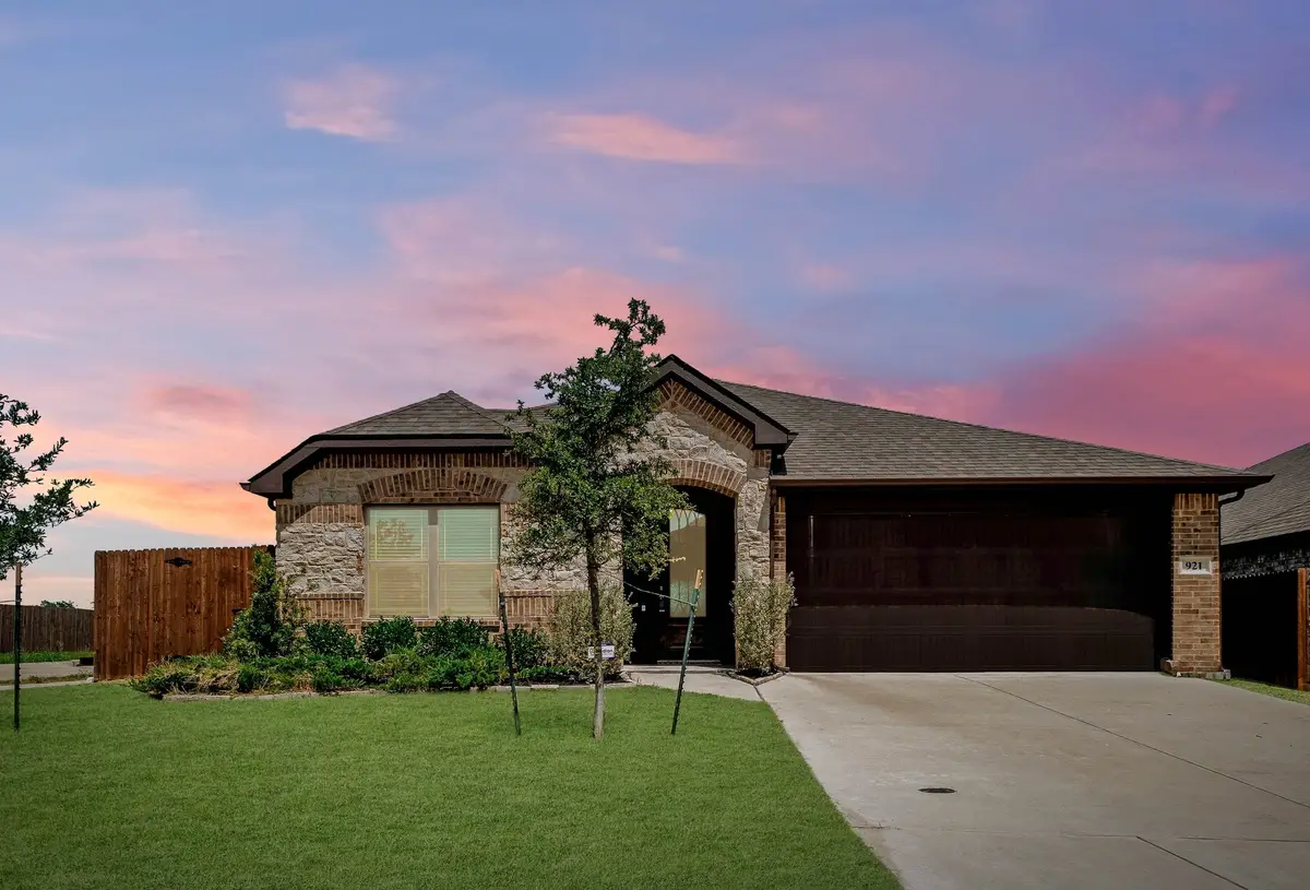 921 Amberwood Drive, Godley, TX 76044 - #1