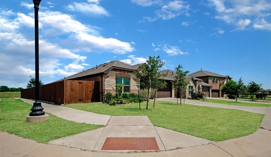 921 Amberwood Drive, Godley, TX 76044 - #3