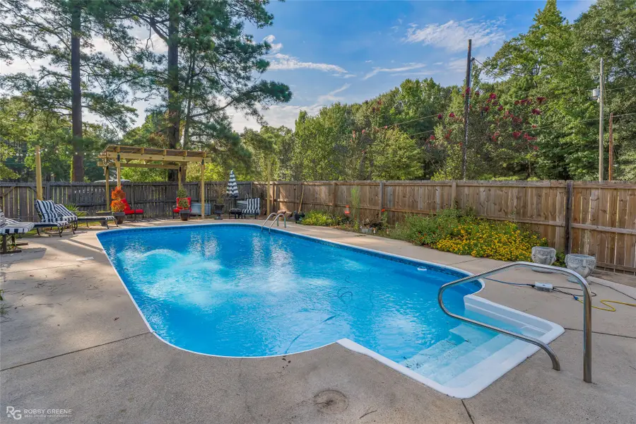 522 N Main Street, Heflin, LA 71039 - #3