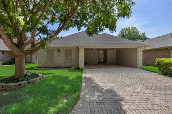 104 Enchanted Court, Red Oak, TX 75154