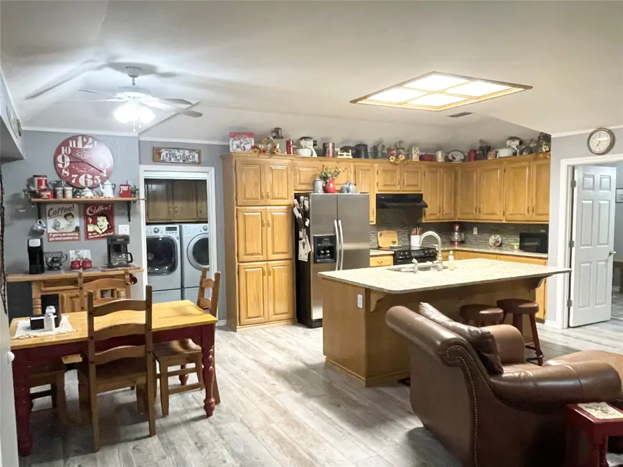634 Maplewood Drive, Stephenville, TX 76401 - #2