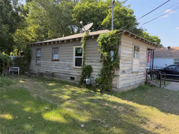 307 N Masters Drive, Dallas, TX 75217