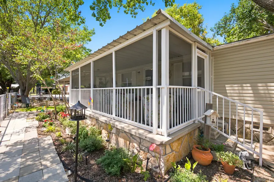 206 Brazos Harbor Drive, Granbury, TX 76048 - #2