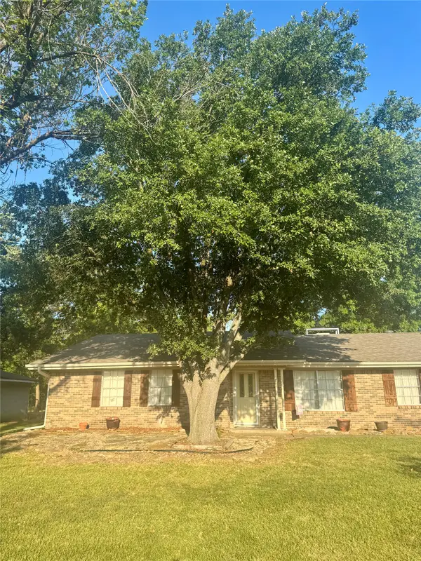 2601 S Park Street, Commerce, TX 75428