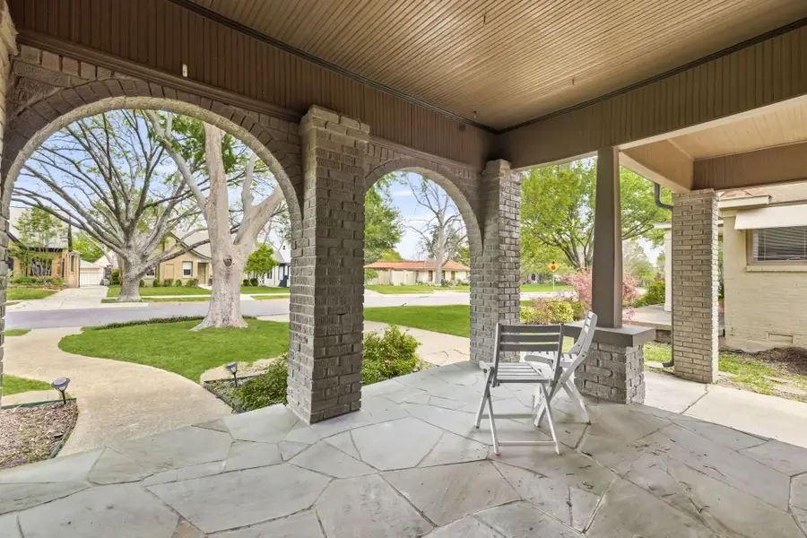 907 Monte Vista Drive, Dallas, TX 75223 - #2
