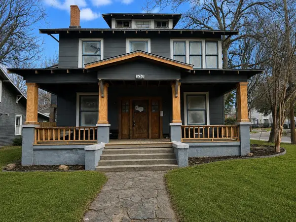 102 N Willomet Avenue, Dallas, TX 75208