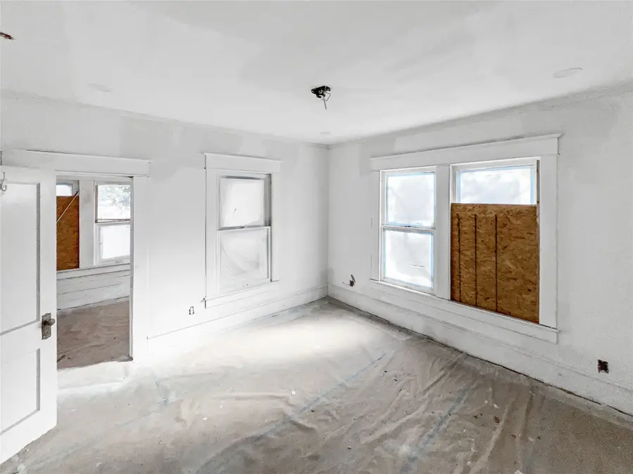 102 N Willomet Avenue, Dallas, TX 75208 - #3