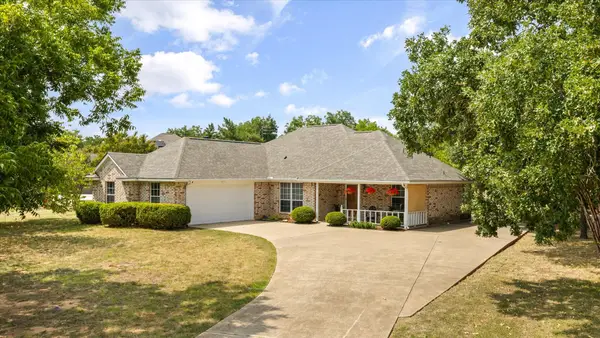 10519 Ravenswood Road, Granbury, TX 76049