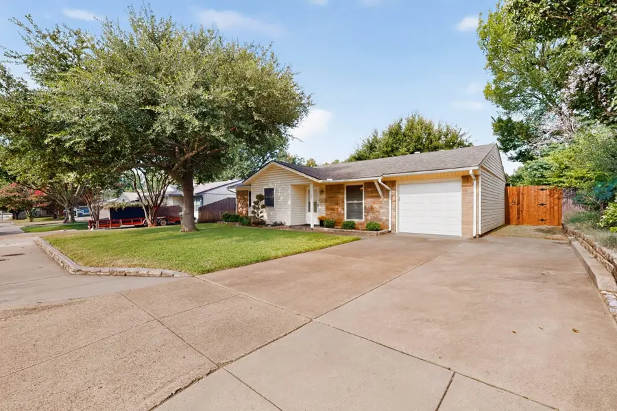 1207 Aransas Drive, Euless, TX 76039 - #3