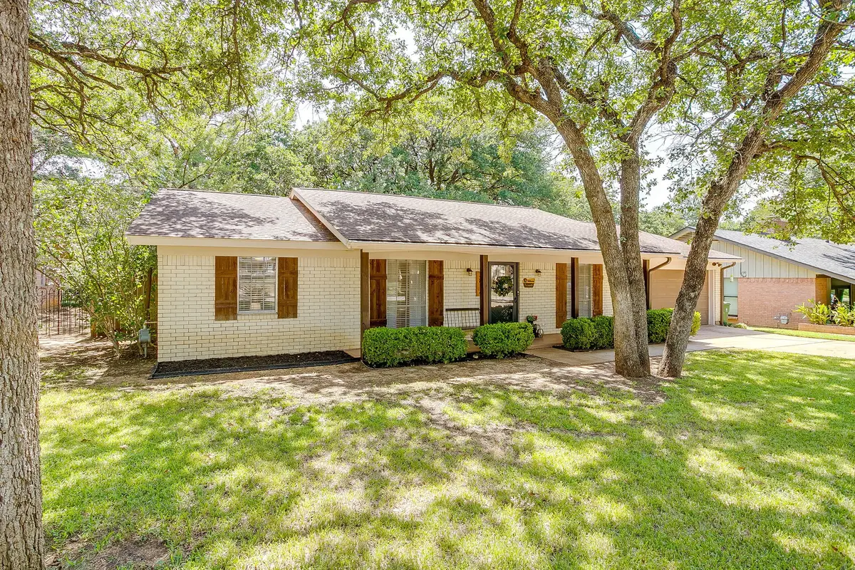 2814 Blackwood Drive, Arlington, TX 76013 - #1