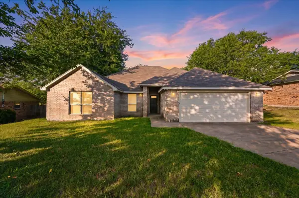 440 Pecan Drive, Aledo, TX 76008