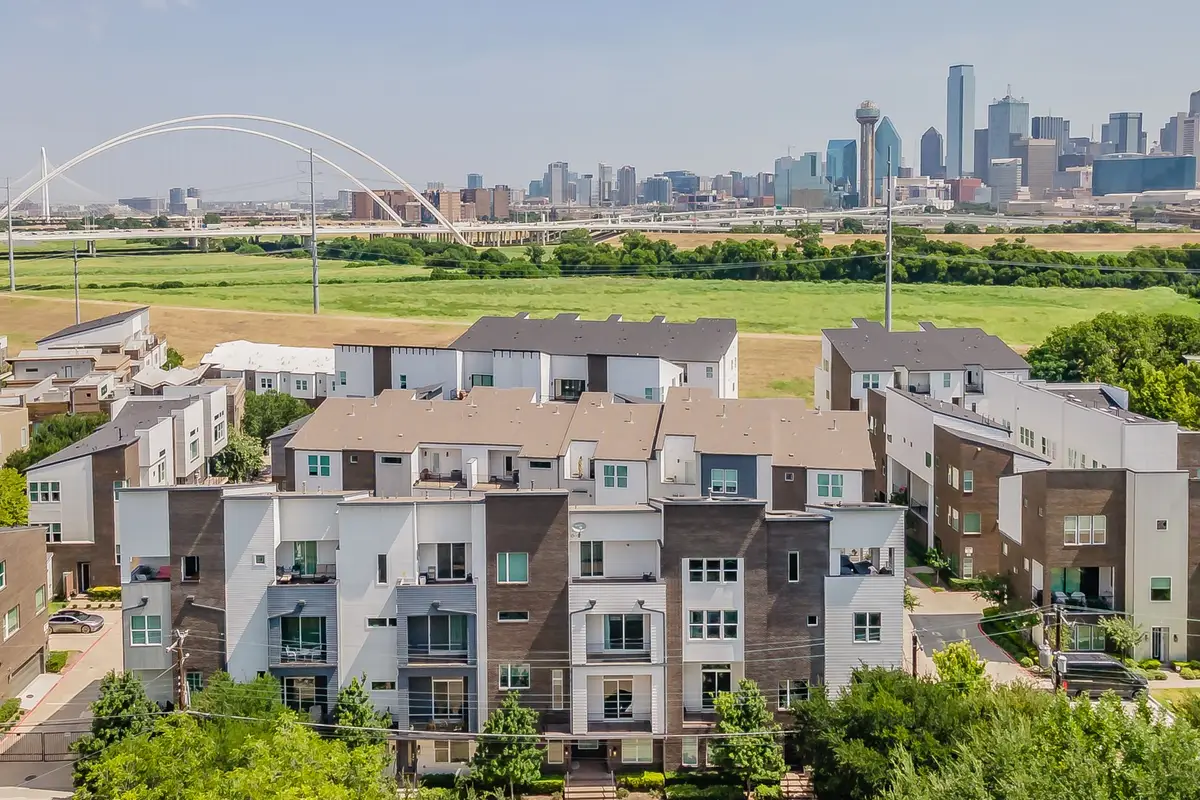 381 E Greenbriar Lane #804, Dallas, TX 75203 - #1