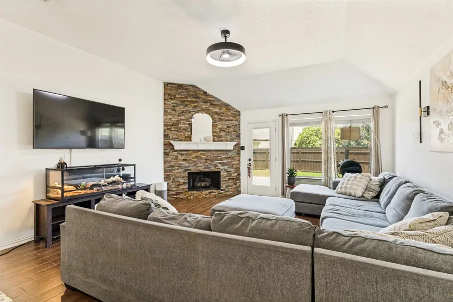 7045 Welshman Drive, Fort Worth, TX 76137 - #2