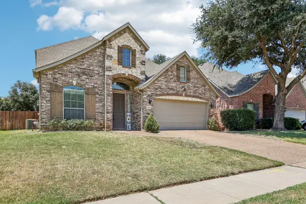 1910 Bentwood Court, Grapevine, TX 76051