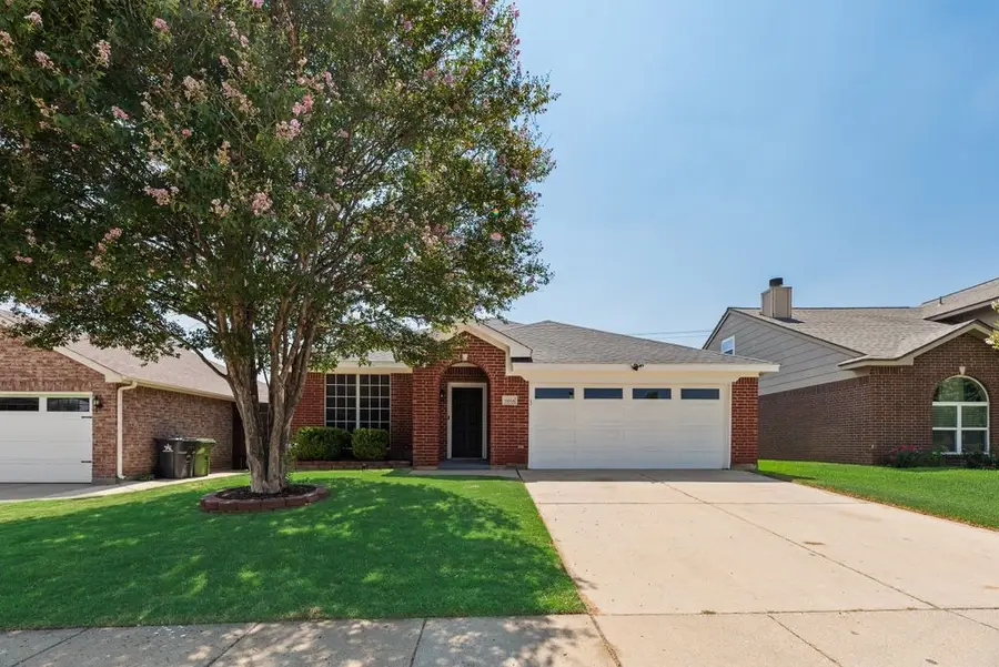 6614 Spartan Drive, Arlington, TX 76001 - #2